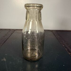 Rare Belle Vernon Mapes Dairy Embossed Pint Milk Bottle Cleveland Ohio OH